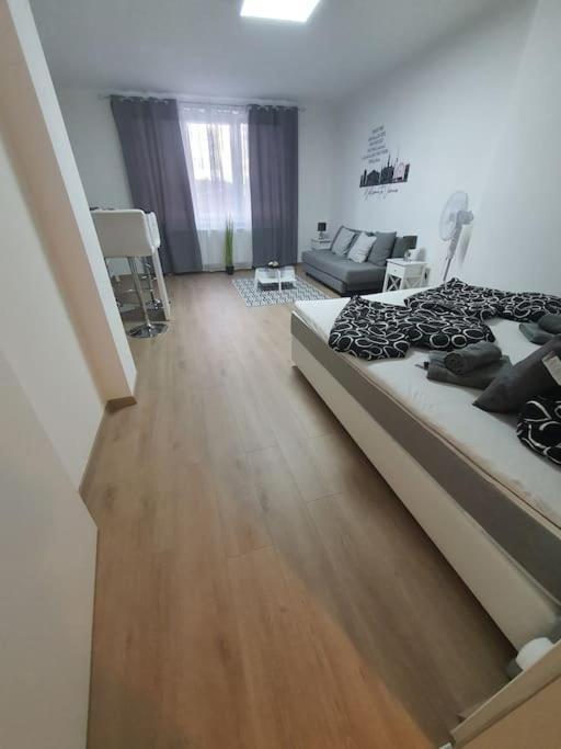 Sortir Apartment Wina Bagian luar foto