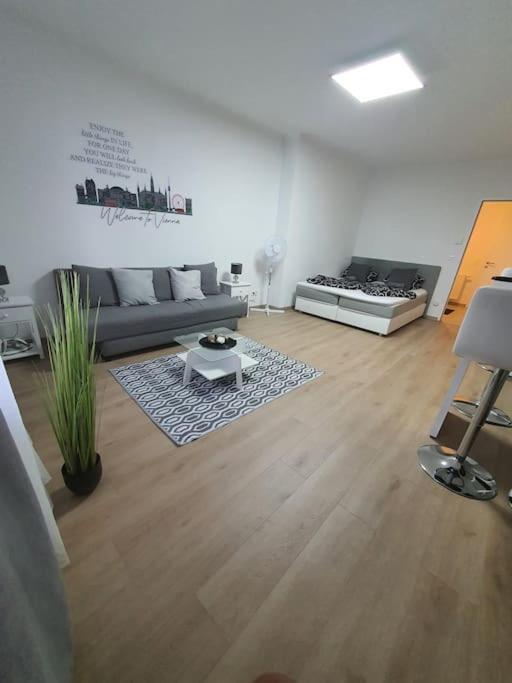 Sortir Apartment Wina Bagian luar foto